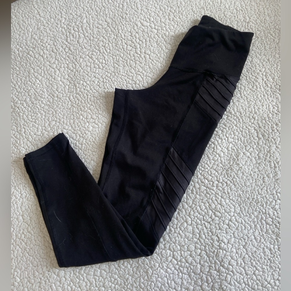 Old Navy Active Black Go-Dry Leggings